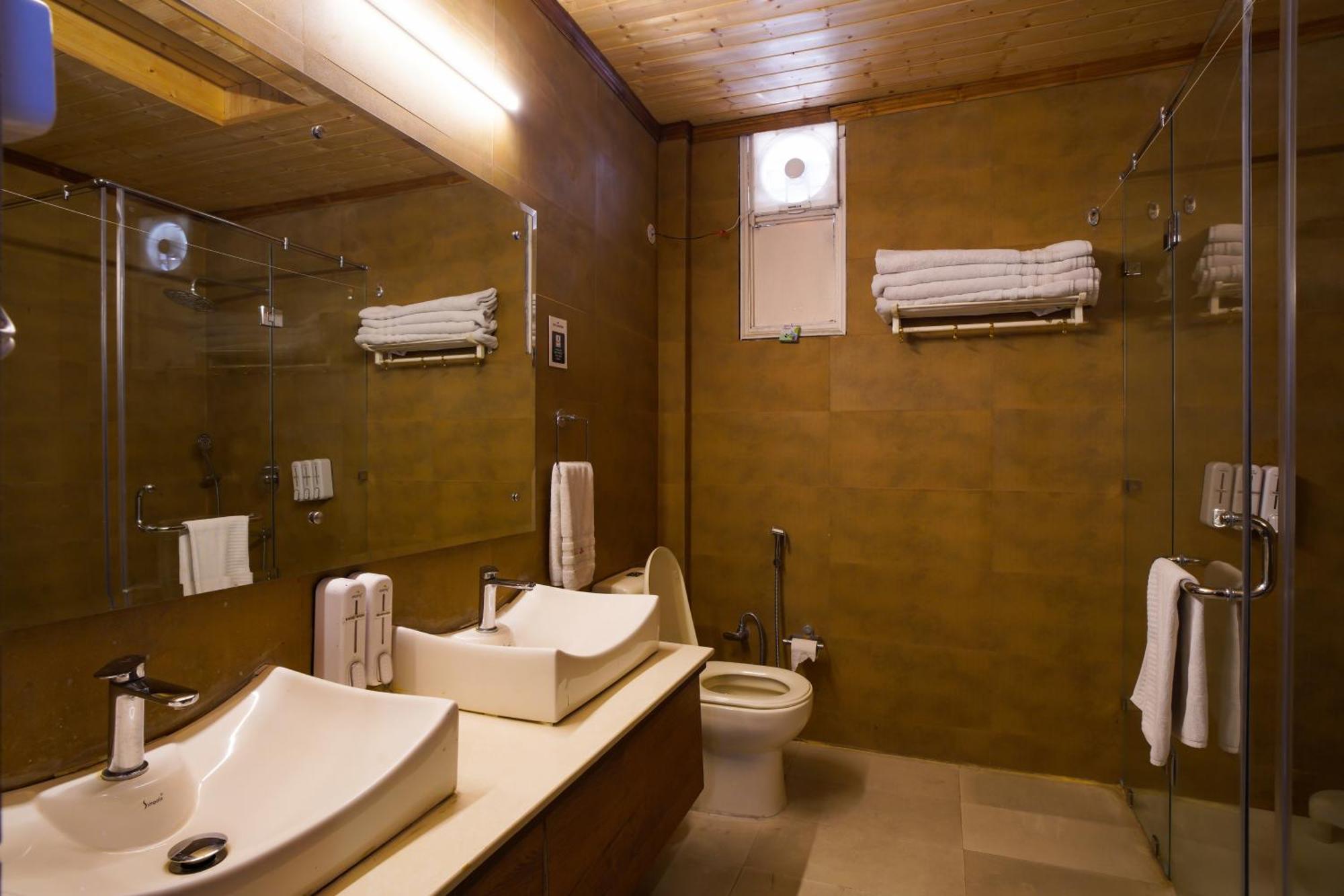 Vilasa Lall Ji Resort Dalhousie Exteriör bild