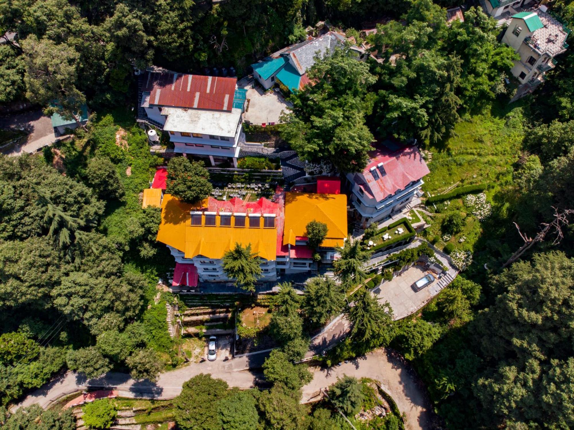 Vilasa Lall Ji Resort Dalhousie Exteriör bild