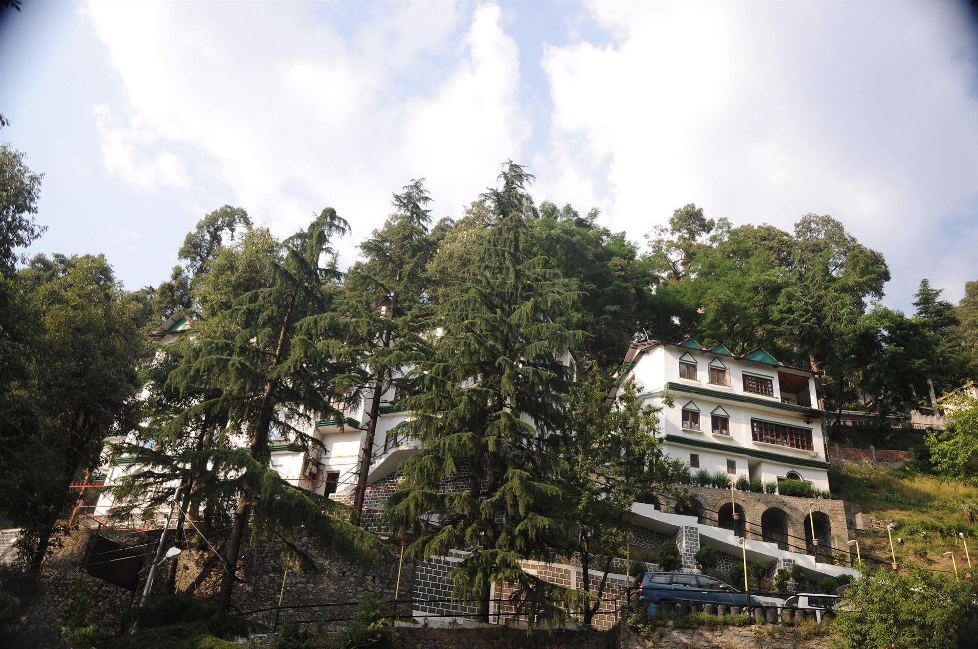 Vilasa Lall Ji Resort Dalhousie Exteriör bild