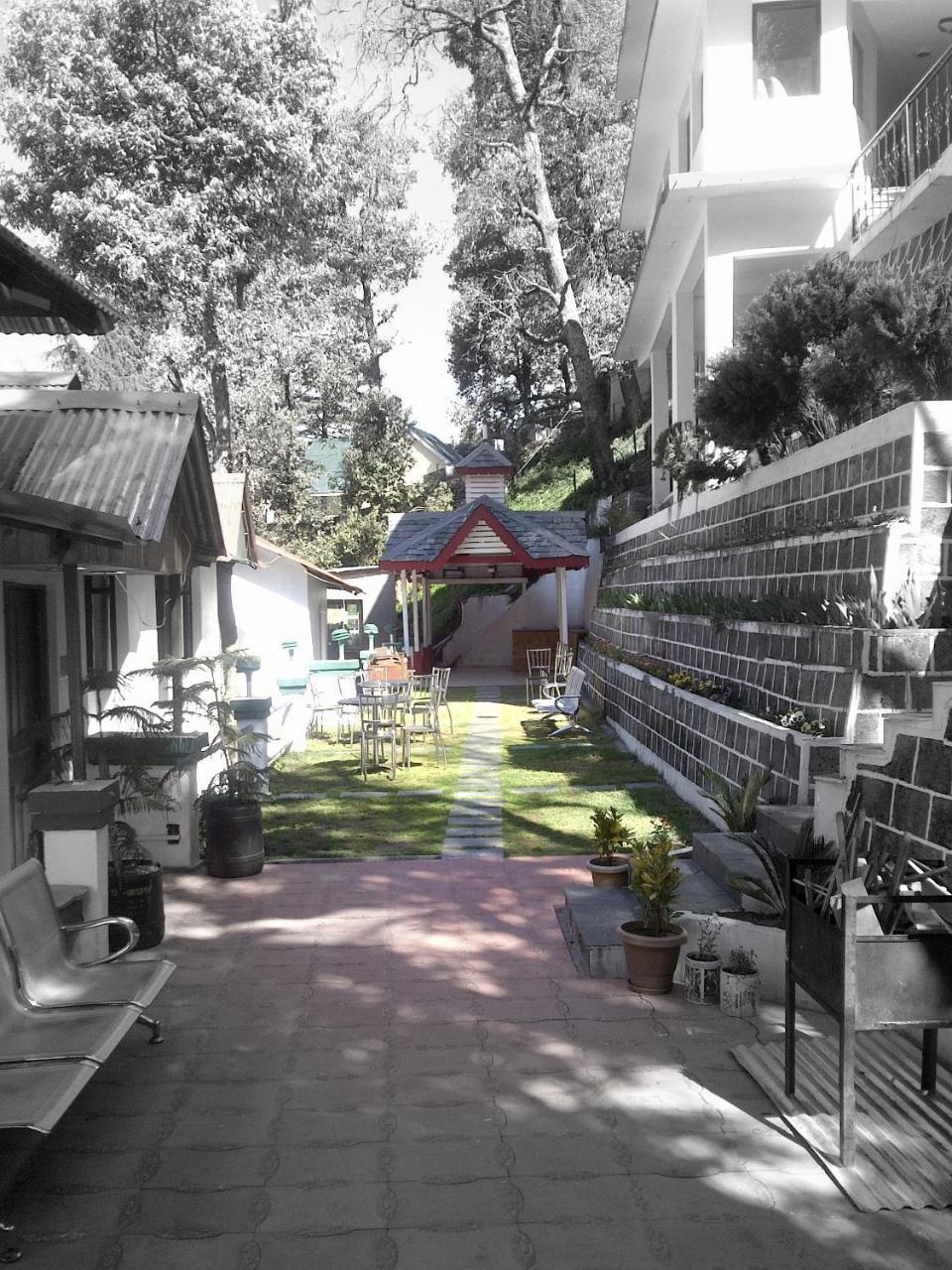 Vilasa Lall Ji Resort Dalhousie Exteriör bild